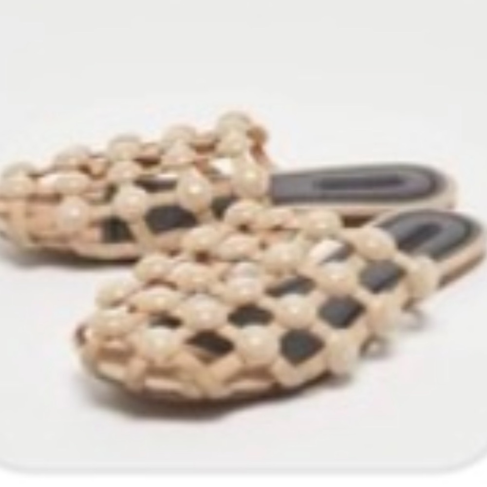 Alexander Wang Beige Cashmere Leather "Amelia » Flat Mules US8 /38.5 Done Studs